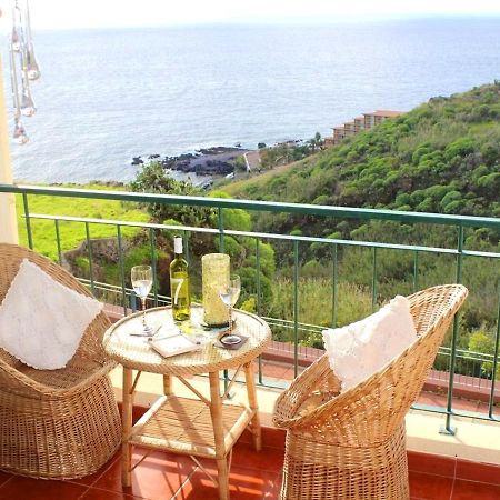 2 Bedrooms Appartement At Canico 200 M Away From The Beach With Sea View Furnished Balcony And Wifi Zewnętrze zdjęcie